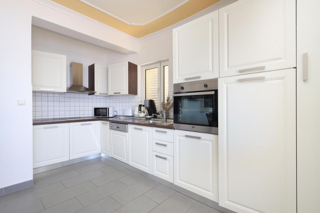 Family Friendly Seaside Apartments Brodarica, Sibenik - 15270 Exterior photo