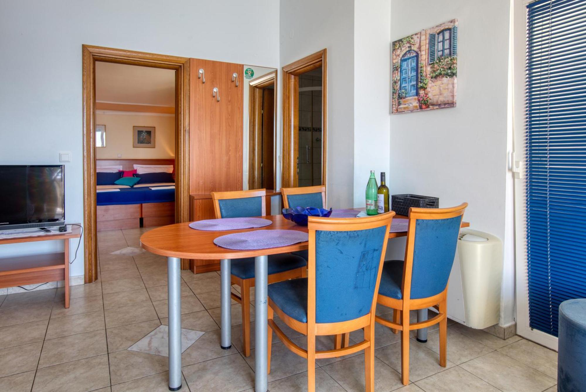 Family Friendly Seaside Apartments Brodarica, Sibenik - 15270 Room photo