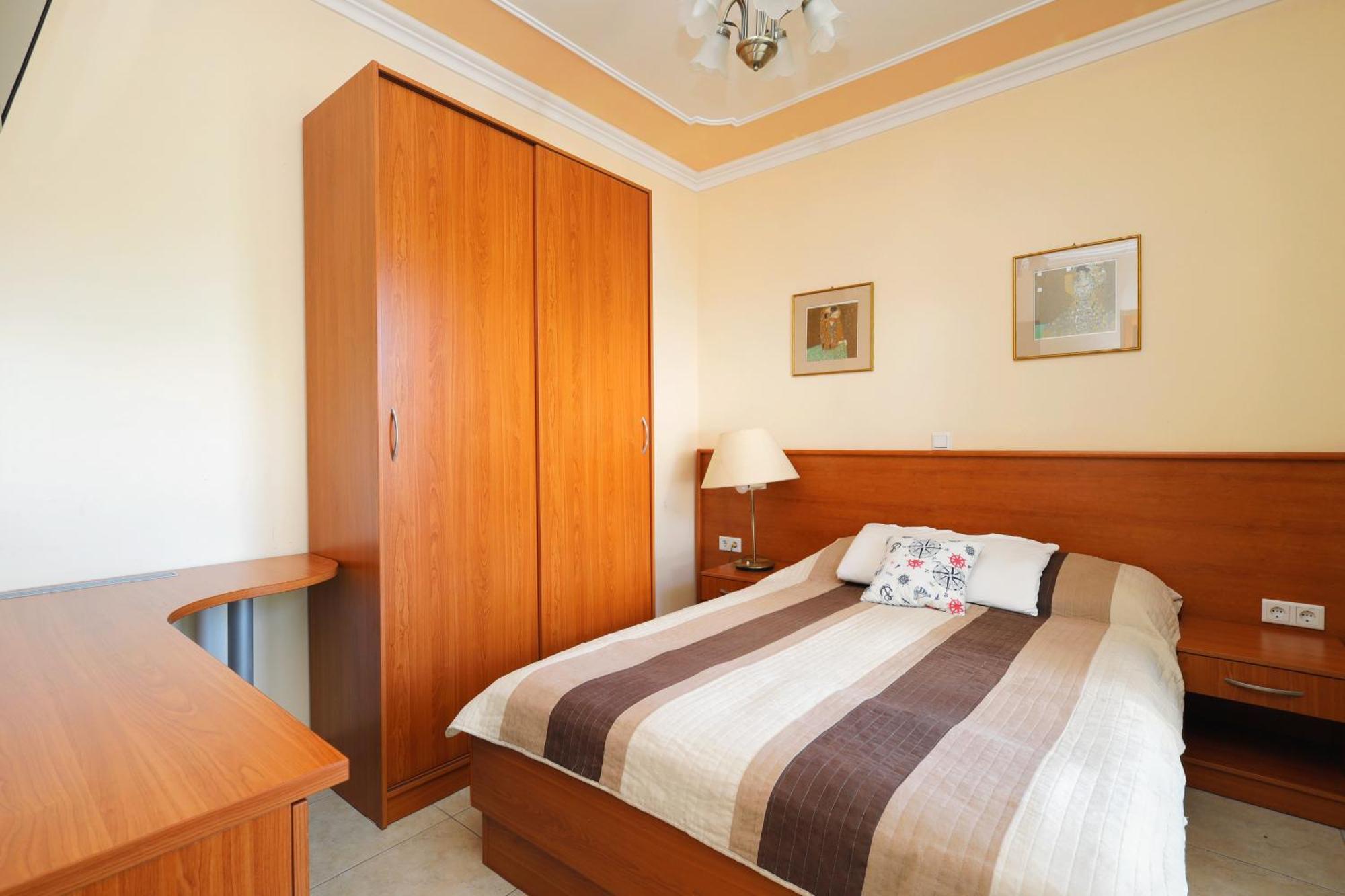 Family Friendly Seaside Apartments Brodarica, Sibenik - 15270 Room photo